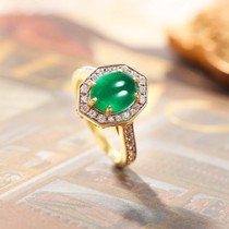 Xuanwu Eye (Q Jewelry) 2-3CT emerald ring is slightly different