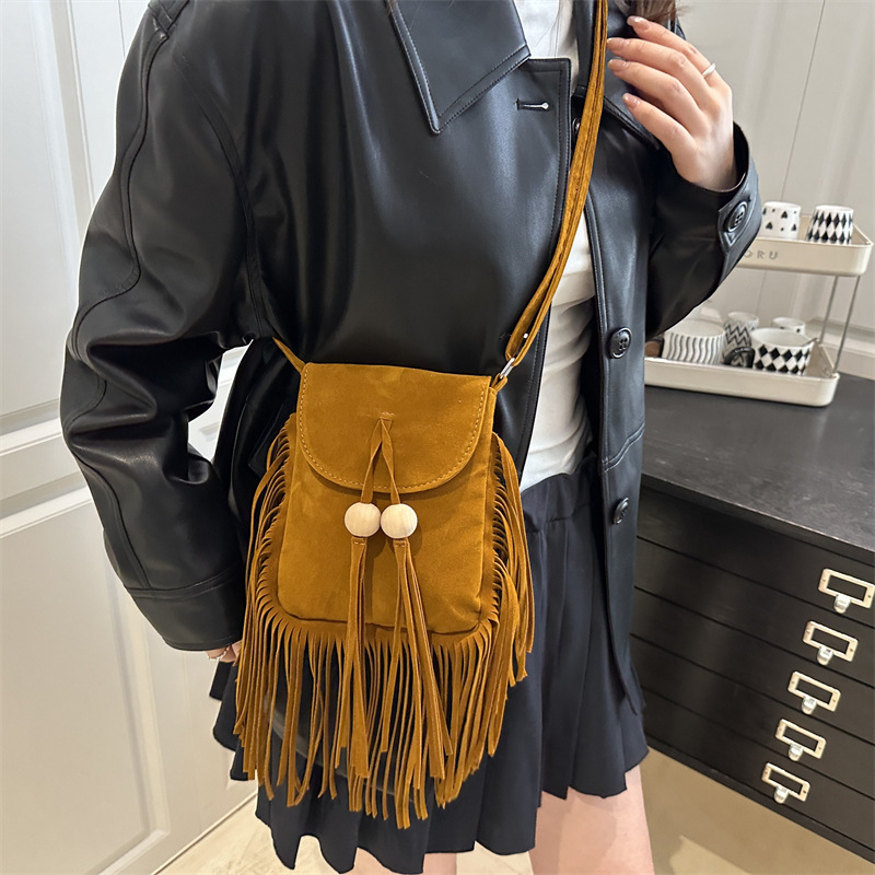 Tassel Bag for Women, Crossbody Bohemian Bag, Xinjiang Yunnan Travel Photography Personalized Bucket Bag, Single Shoulder Fashionable and Stylish Tassel Bag for Women, Crossbody Bohemian Bag, Xinjiang Yunnan Travel Photography Personalized Bucket Bag, Single Shoulder Fashionable and Stylish