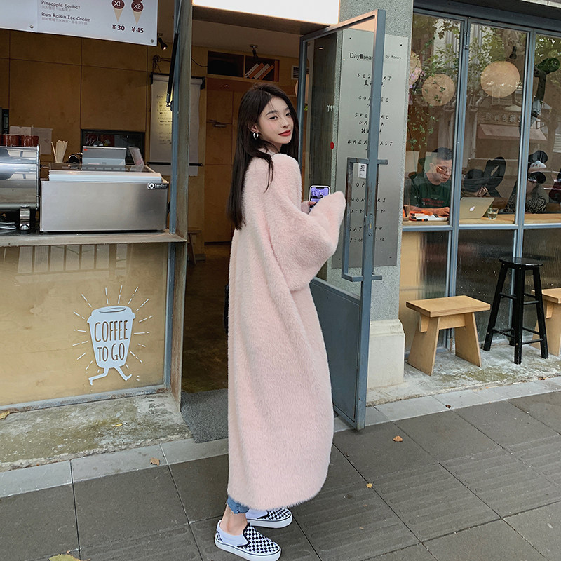 Chen Dayu long cardigan jacket knitted coat women's autumn and winter pink gentle wind loose lazy mink fleece sweater