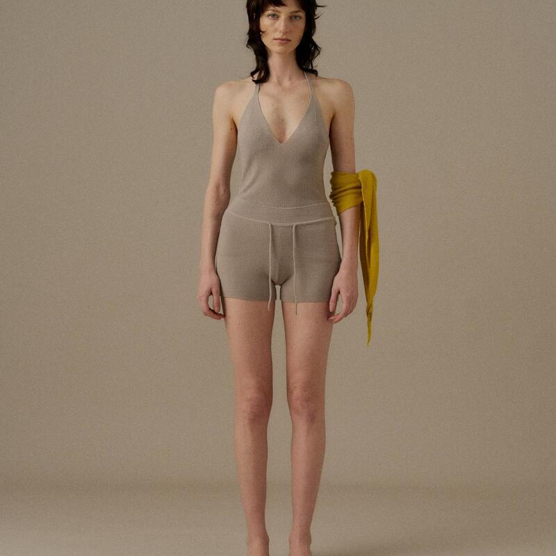 O Cloche Code_ Wool Knit Halter Neck Camisole_90% Merino Wool10% Elastic Fiber