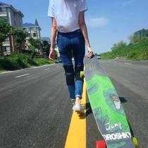 Double rocker sandpaper professional skateboard sandpaper pore sandpaper coarse sand fine sand pure black color transparent Jump slip)