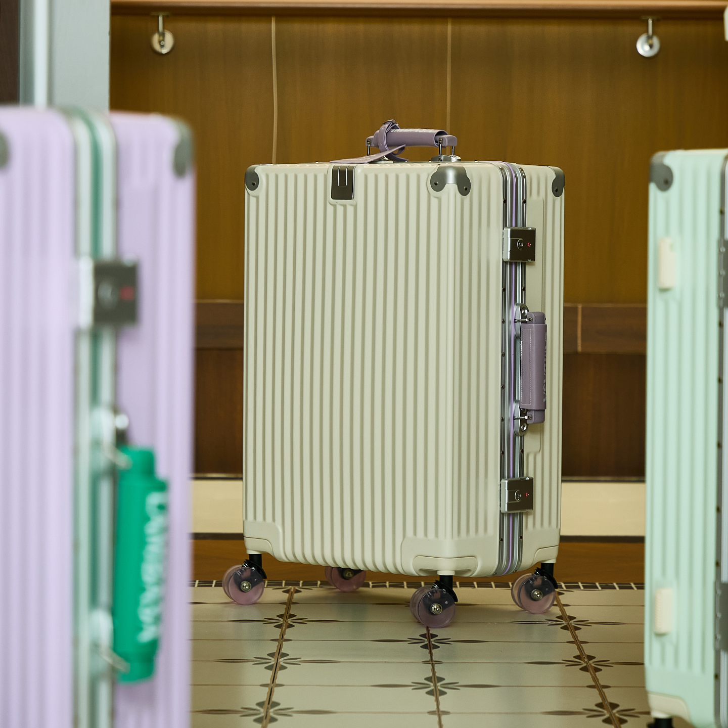 行李箱女2025新款铝框结实耐用拉杆箱20寸登机密码箱24寸旅行箱男