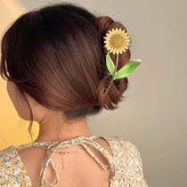 Sunflower clip Korean summer temperament hair clip womens back of the head elegant and high-end metal shark clip headwear