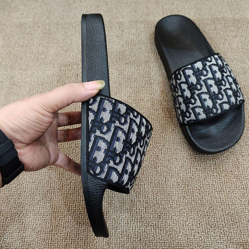 Lvаfgn New Style Men's Slippers for Outdoor Wear, Summer Trendy Brand, Popular Couple's Outdoor Non-Slip Beach Sandals