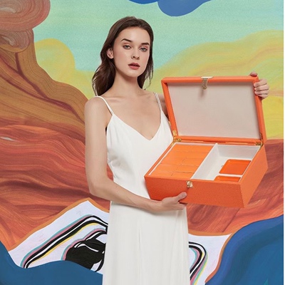 Подарочная коробка Hermes Mooncake Plouing Heart Mid -Autumn Festival Gifts Подарки 2024 Bulgari Tiffany Hermes Mooncake
