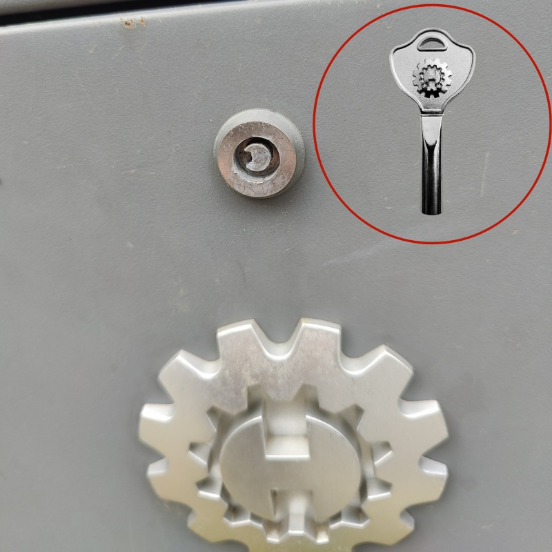 解码红门伸缩门离合器钥匙的秘密