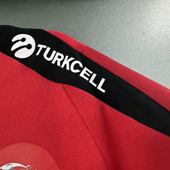 2024 Türkiye national team training uniform long-sleeved half-pull thumb buckle pre-match football uniform red training uniform team