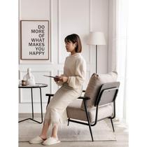 Modern Italian iron single sofa office reception business coffee hotel sales department 4s reception table and chair combination