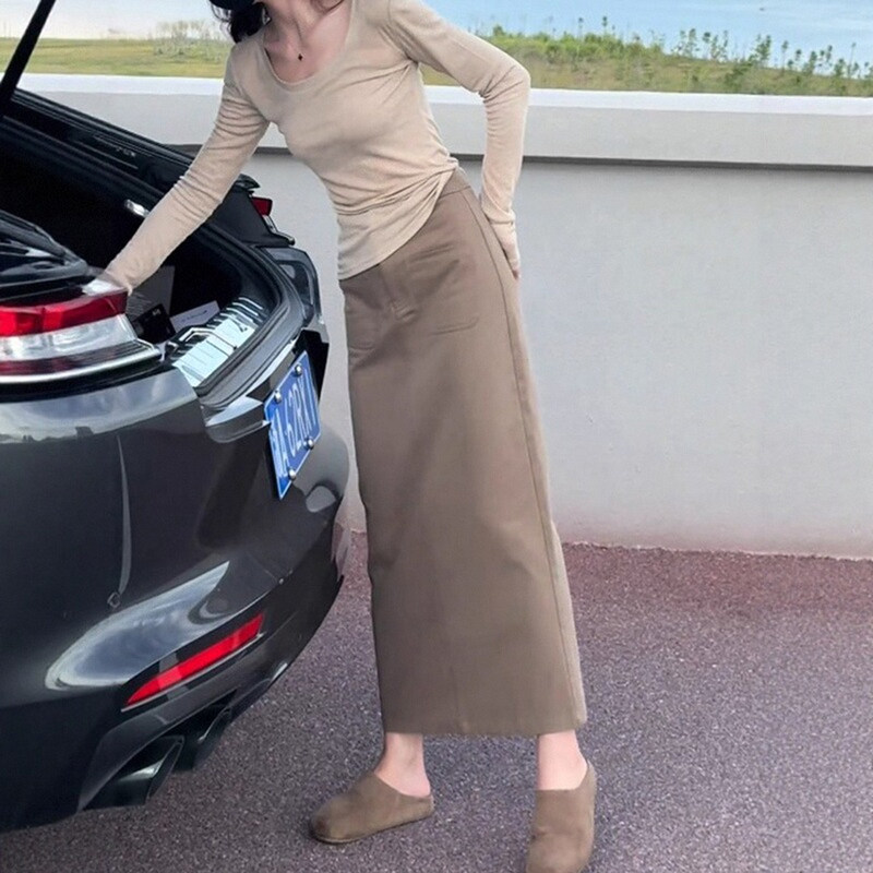 Khaki Straight Skirt for Women, New Autumn Style, Plus Size, Petite, Slimming, Hip-Covering, Back Slit, Mid-Length Skirt