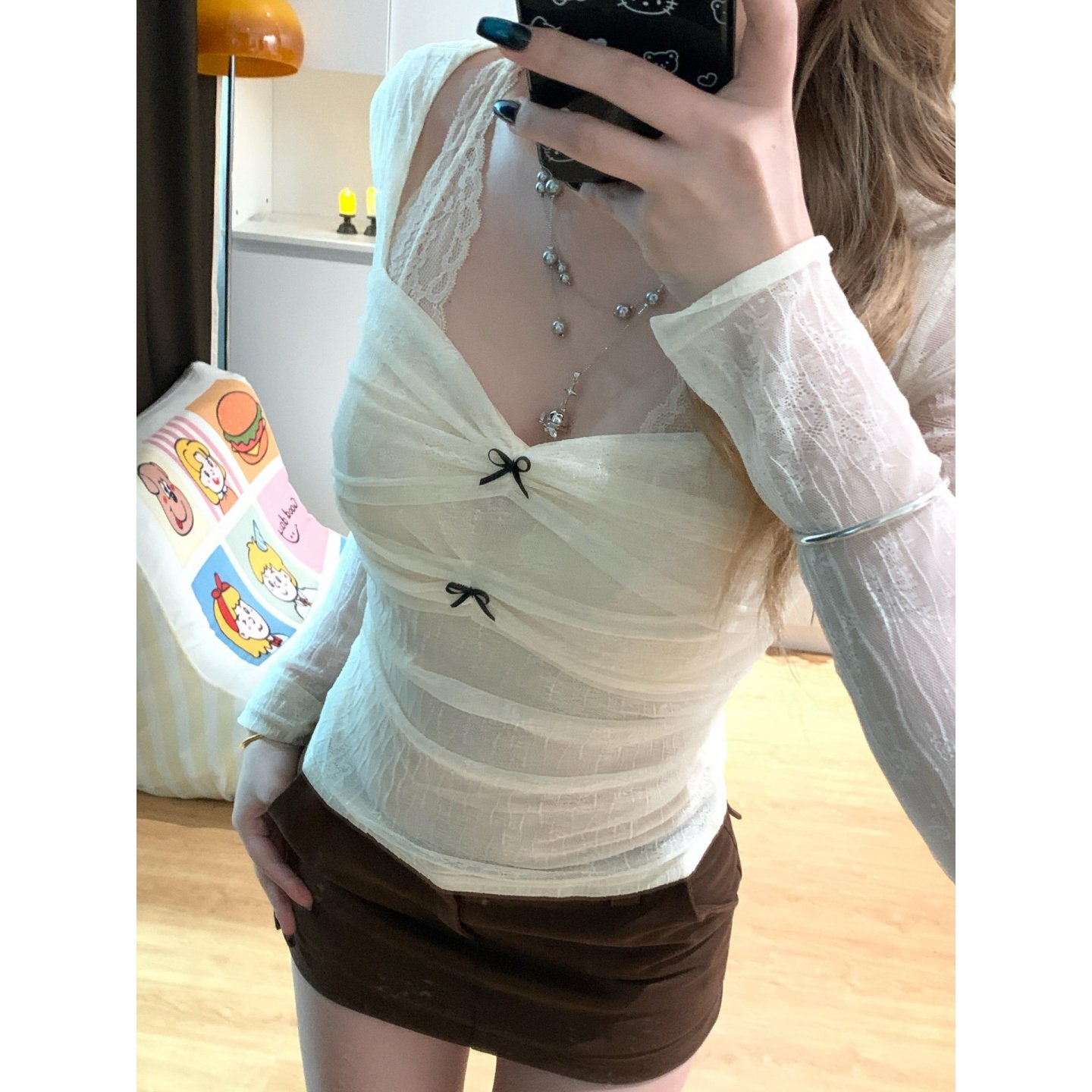 Pure and alluring square neck long-sleeved top for women, spring and autumn T-shirt with a bow design, slim fit, sexy lace base layer.