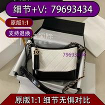 圆 冠 )新款小龙龙色黑色银粉双肩包3766