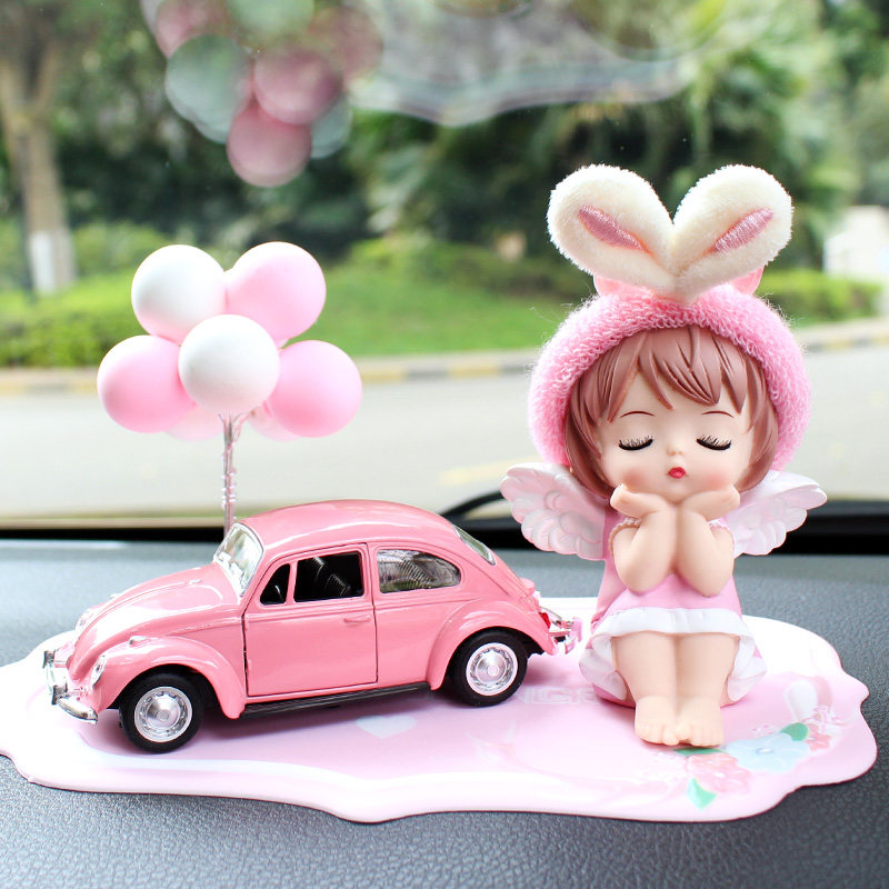 プリンセス・アンの車用オーナメント、かわいい天使の赤ちゃんの車用コンソール装飾、漫画の人形、女性向けの車内アクセサリー