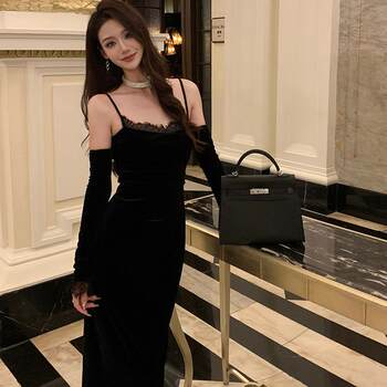Hollinna Velvet Suspender Dress for Women, Spring and Autumn, French Style, High-End, Hepburn Style, Slimming, Elegant Long Dress