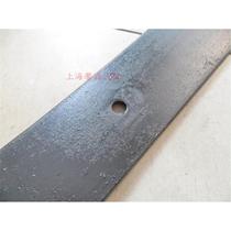 Dongfeng Fengxing Lingzhi rear spring steel plate plus a thickened steel plate plus a second piece of J steel plate