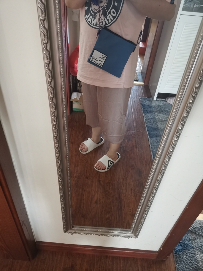 日系斜挎手机包怎么样，它的价格贵不贵,第7张