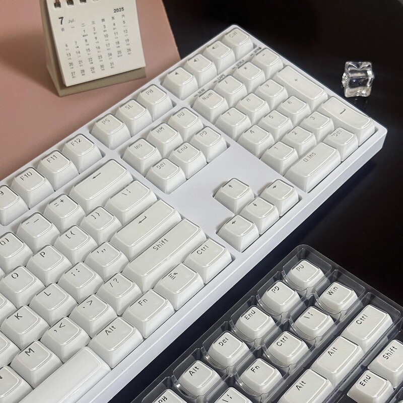 108-Key Hot-Swappable Wired Mechanical Keyboard with Top-Mounted Blue Led Lighting, Anti-Ghosting, Suitable for Office and Gaming, Cute Design