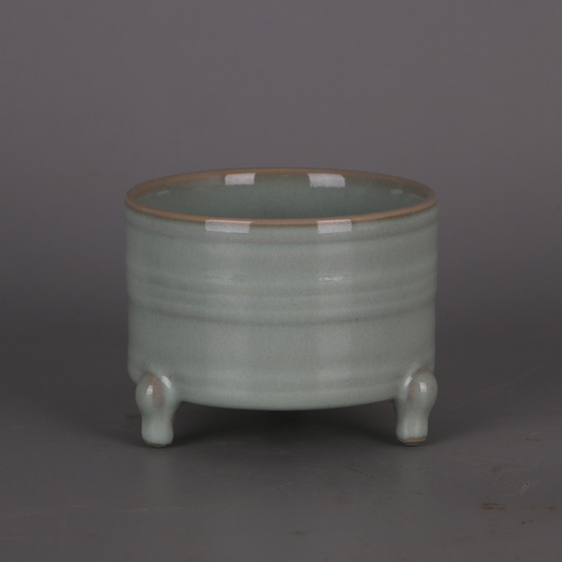 旧蔵　宋・汝窑　天青釉 三足炉 宋汝窑天青釉三足香炉- Top 50件宋汝窑天青釉三足香炉- 2026年1月更新