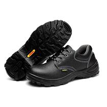 Anti-smash and anti-puncture lightweight and wear-resistant ready-made safety protective labor shoes for men breathable construction site shoes oil-resistant and anti-static