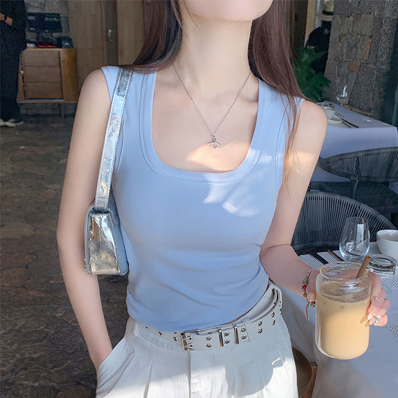 Korean Uamtor Women's Vest for Autumn 2026, New Style with Wide Shoulder Straps, Covering Side Breasts, Tank Top, Sleeveless Top Korean Uamtor Women's Vest for Autumn 2026, New Style with Wide Shoulder Straps, Covering Side Breasts, Tank Top, Sleeveless Top