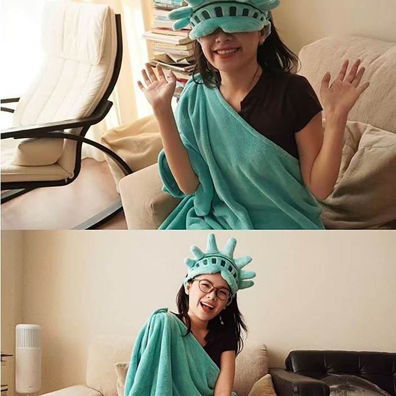 Statue of Liberty Transformed into a Three-Piece Set: Bath Towel, Headband, Massage Hammer, Cute and Quirky Home Decor Items Statue of Liberty Transformed into a Three-Piece Set: Bath Towel, Headband, Massage Hammer, Cute and Quirky Home Decor Items