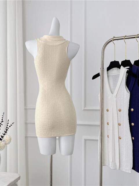French-Style Chanel-Inspired Sleeveless Knit Dress for Women, New Summer and Autumn Model, Elegant Short Dress with a Slim Waist and Bodycon Fit