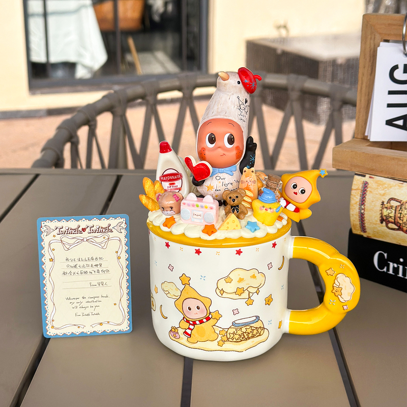 Bubble Mart Star Man Mug, High-Looking and Beautiful Water Cup, Ceramic with Lid and Spoon, Valentine's Day Gift for Couples