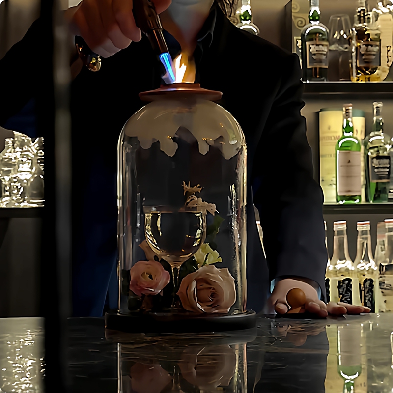 The Pinnacle of Bar Aesthetics! a Glass Cover for Molecular Cuisine Specifically for Smoked Rose Cocktails, Creating a Magical Atmosphere for Serving Drinks