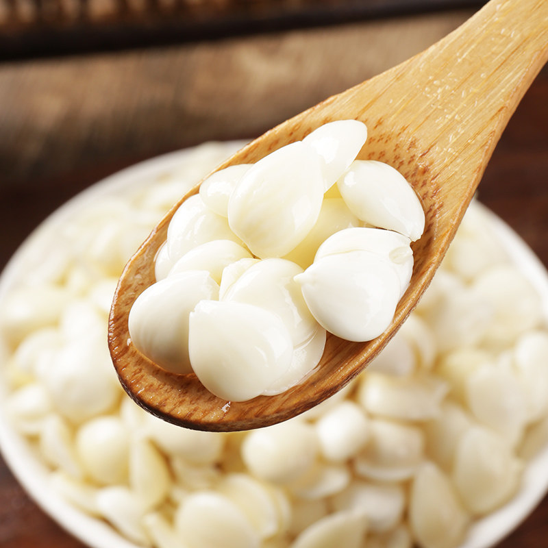 如何选择最适合家庭的盐水山杏仁？