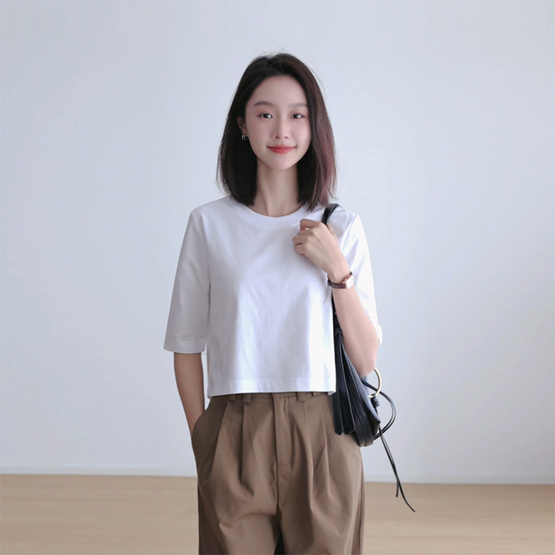 Navel-Baring Short Five-Quarter Sleeves! Round Neck, Regular Shoulder T-Shirt, Slightly Loose, Center Back Seam, 2025 Women's Spring and Summer Layering Sports Top