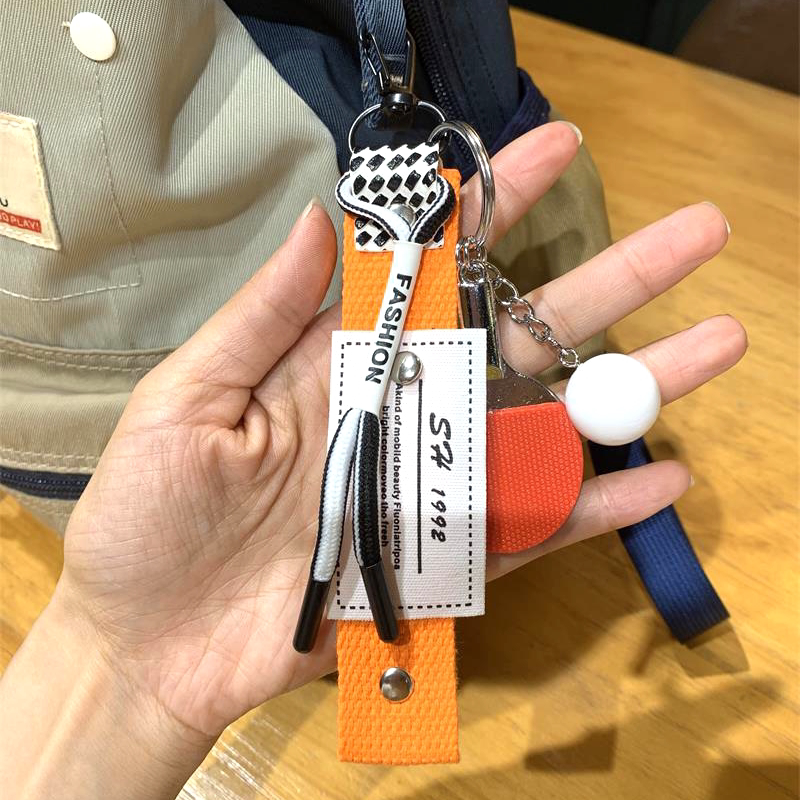 Table Tennis Racket Keychain Pendant, Creative, Personalized, Cute, Car Key Chain Ring, Men's and Women's Bag Pendant
