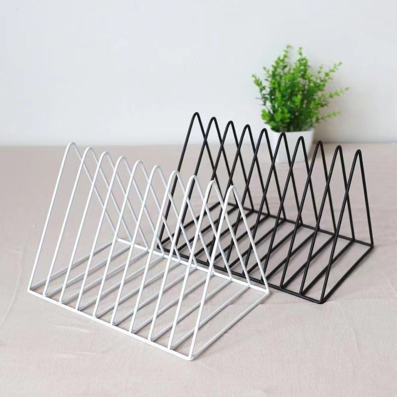 Scandinavian Style Triangular Book Stand Wrought Iron ins Small Bookshelf Student Book Storage Desk Magazine Storage Rack Scandinavian Style Triangular Book Stand Wrought Iron ins Small Bookshelf Student Book Storage Desk Magazine Storage Rack