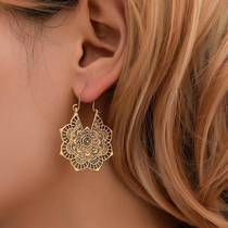 newNational wind earrings exquisite retro metal hollow flowe