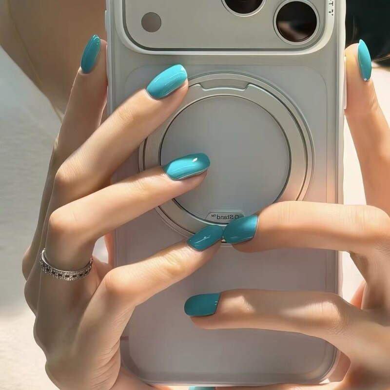 High-End Minimalist Solid Color Fake Nail Patches, Short Blue Style, Whitening Effect, Wearable Nail Art, Handmade Finished Nails for Trendy Girls