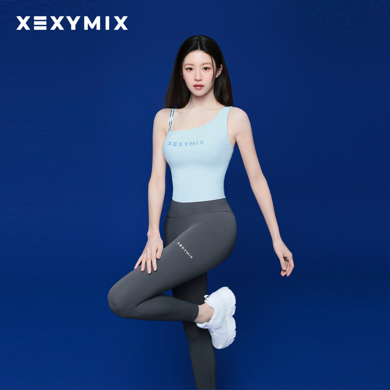 [Same Style as Gao Yunzhen] Xexymix Korean Printed Asymmetrical Vest with Chest Pads Yoga Wear