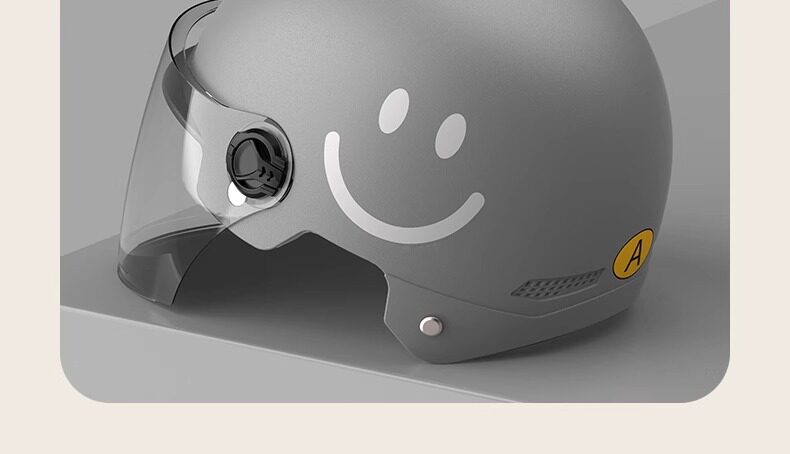 New national standard 3C certified electric vehicle helmet for men and women, electric motorcycle safety helmet, children's winter all-season universal visor