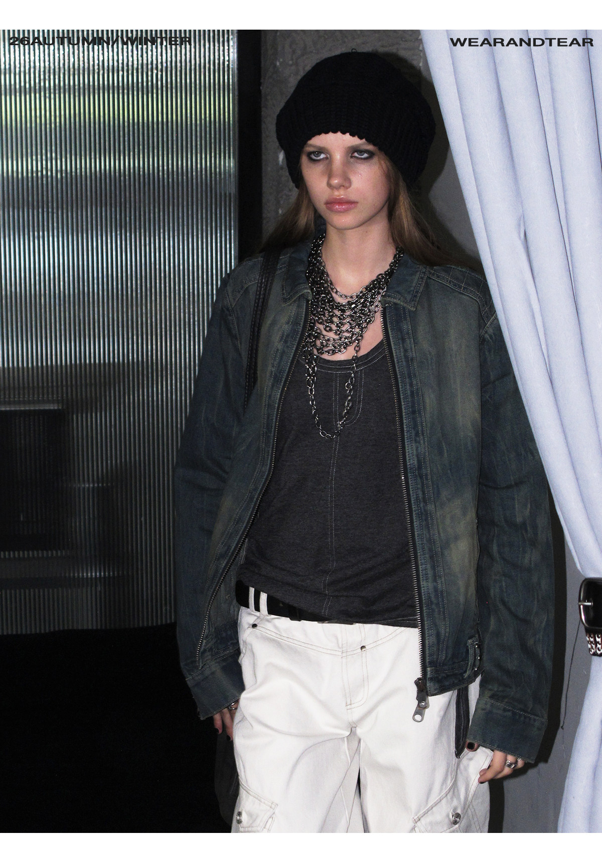 wear And tear Distressed Rivet Zip-Up Denim Jacket