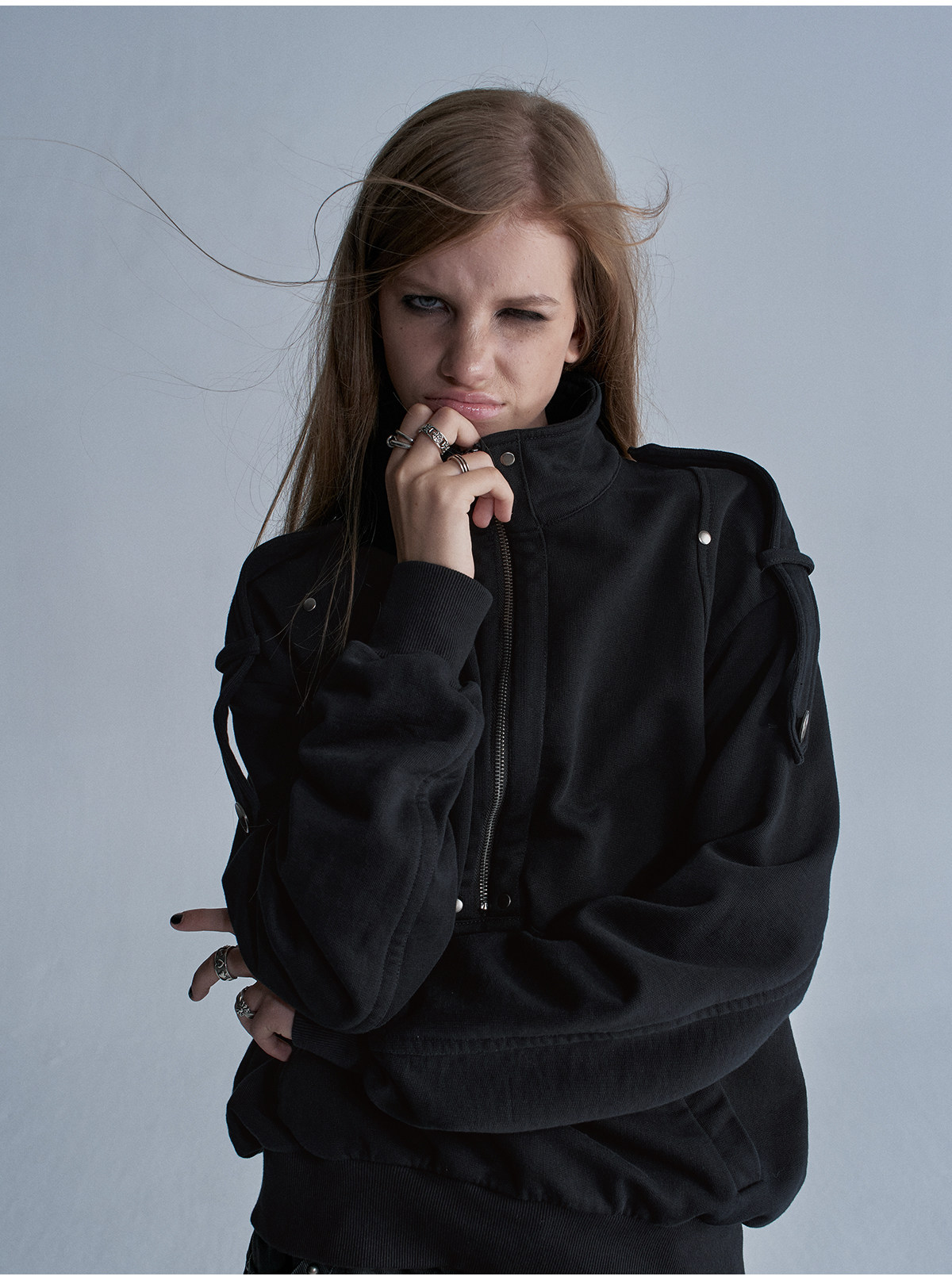wear And tear Half-Zip Rivet Loose Sweatshirt