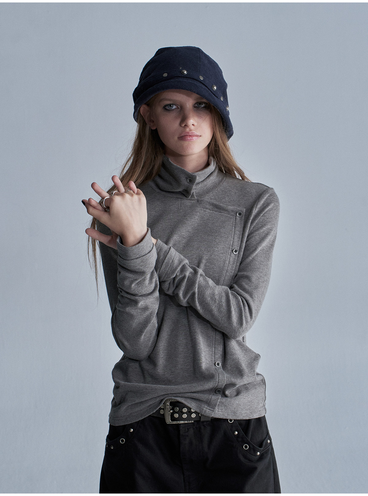 wear And tear High-Neck Button-Trim Long-Sleeve Tee