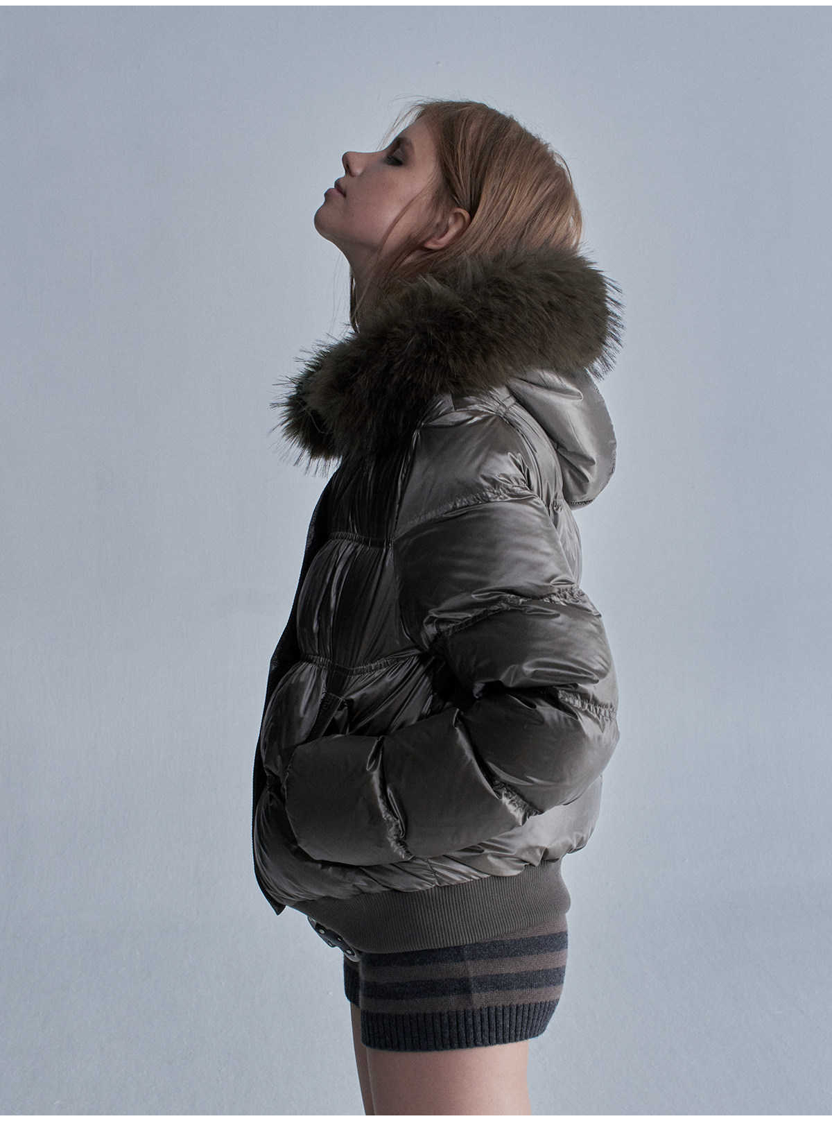 wear And tear 120g Hooded White Duck Down Puffer Jacket