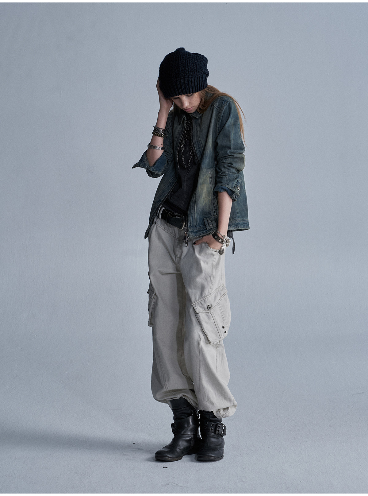 wear And tear Distressed Rivet Zip-Up Denim Jacket