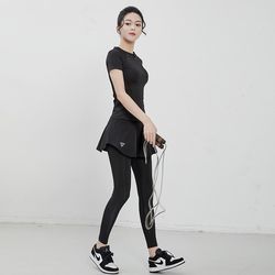 여성을위한 단색 반 지퍼 요가 슈트 새로운 빡빡하고 아름다운 등 짧은 슬리브 프로 스포츠 피트니스. 빠른 건조 의류를 스트레칭하십시오