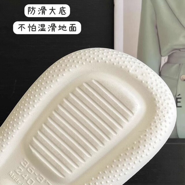 Women's 2025 New Eva Non-Slip, Odor-Resistant, Stylish Thick-Soled Beach Sandals for Outdoor Wear in Summer