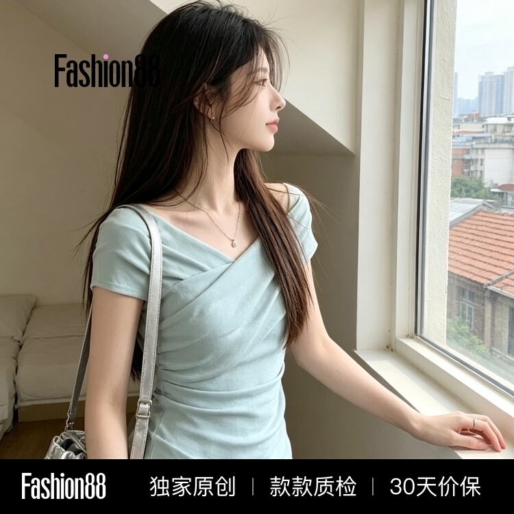 French-Style Light Luxury Waist-Cinching Slim-Fit Ruched V-Neck Short-Sleeve T-Shirt for Women, Summer Sweet and Spicy Style, Slimming Collarbone Top French-Style Light Luxury Waist-Cinching Slim-Fit Ruched V-Neck Short-Sleeve T-Shirt for Women, Summer Sweet and Spicy Style, Slimming Collarbone Top