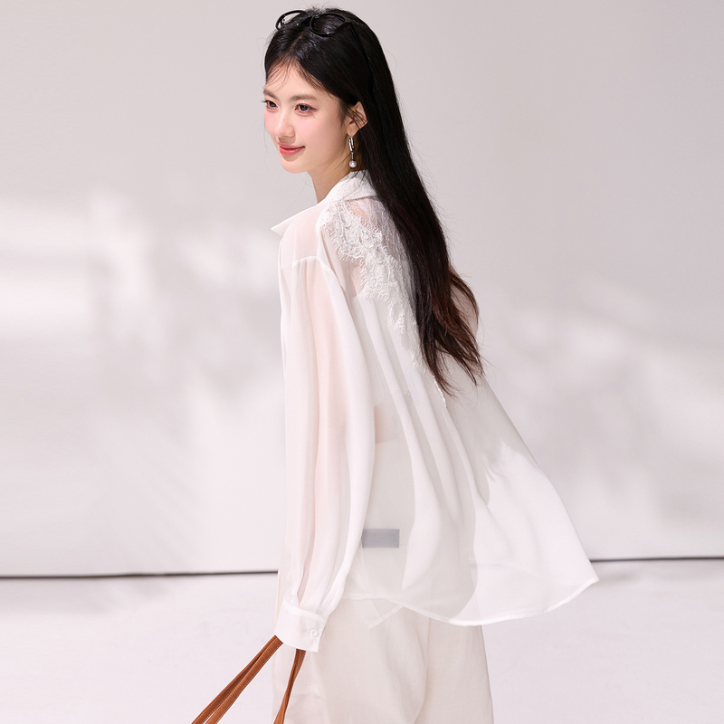 2026 Summer Lace Patchwork White Shirt for Women, Long-Sleeved, Loose, High-End, Sun-Protective, Slimming, Versatile Top 2026 Summer Lace Patchwork White Shirt for Women, Long-Sleeved, Loose, High-End, Sun-Protective, Slimming, Versatile Top