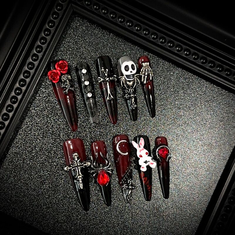 Handmade Halloween High-End Burgundy Long Nails with Heavy-Duty Skull Design, European and American Style, Gothic Nail Art Handmade Halloween High-End Burgundy Long Nails with Heavy-Duty Skull Design, European and American Style, Gothic Nail Art