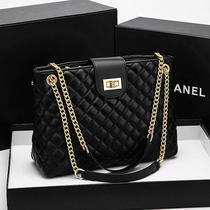 Hong Kong womens bag new style 2024 autumn and winter large capacity single shoulder crossbody small fragrant style rhombus chain bag trendy