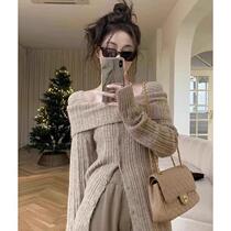 Korean style hot girl one-shoulder sweater womens autumn design new slim fit off-shoulder slit knitted top trendy