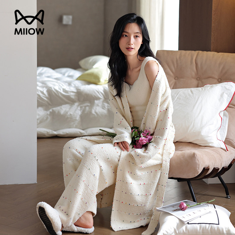 Catman Half-Velvet Pajamas for Women, Autumn and Winter Coral Velvet, Thickened Home Wear, Nightgown, Bathrobe, Three-Piece Set Catman Half-Velvet Pajamas for Women, Autumn and Winter Coral Velvet, Thickened Home Wear, Nightgown, Bathrobe, Three-Piece Set