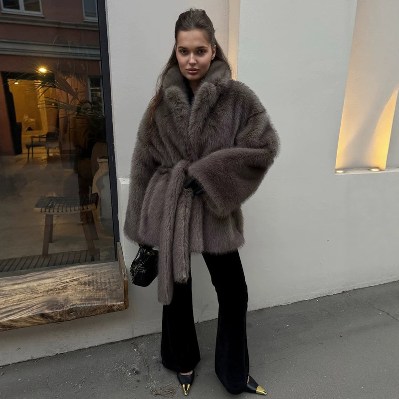 European and American Style Eco-Friendly Faux Fur Coat, Imitation Fox Fur Jacket with Suit Collar, Belted, Warm and Fashionable Fur Coat