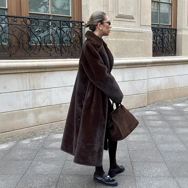European and American Style Thickened Warm Fur Coat with Belt, Eco-Friendly Mink Fur Imitation Fur, Artificial Fur, Extra-Long Coat for Women